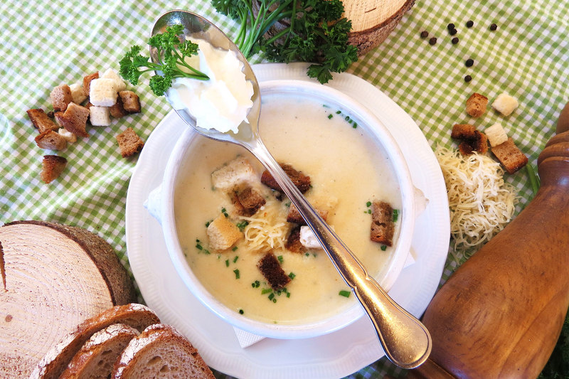 Horseradish soup in the Venite gastronomy